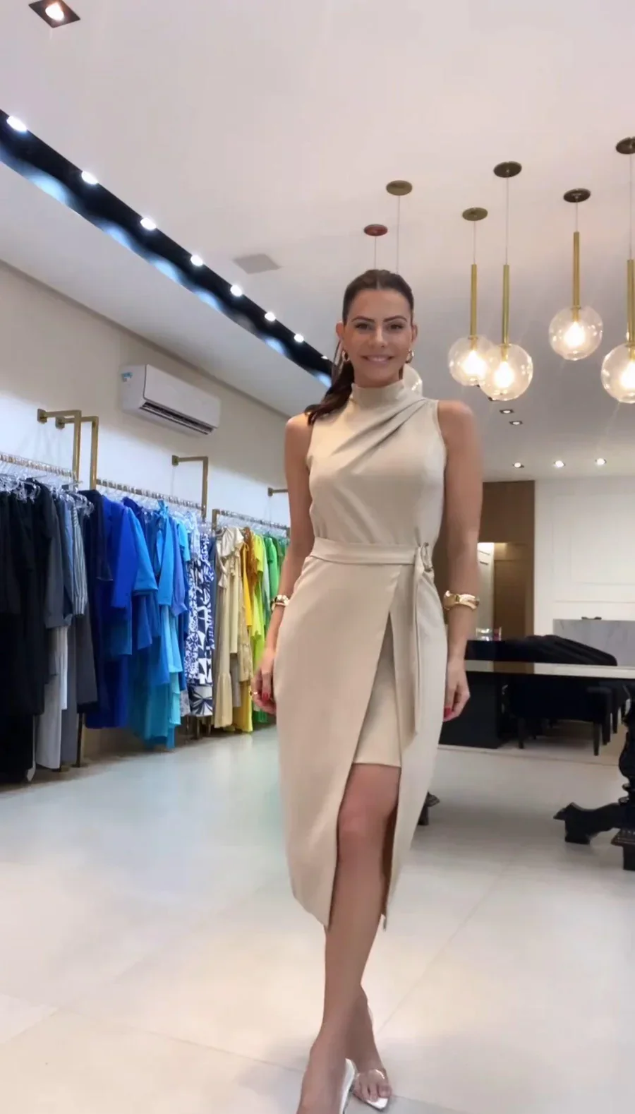 Anneloes™ | Luxe Asymmetrische Jurk – Verfijnde Elegantie & Flatterende Pasvorm - Image 2