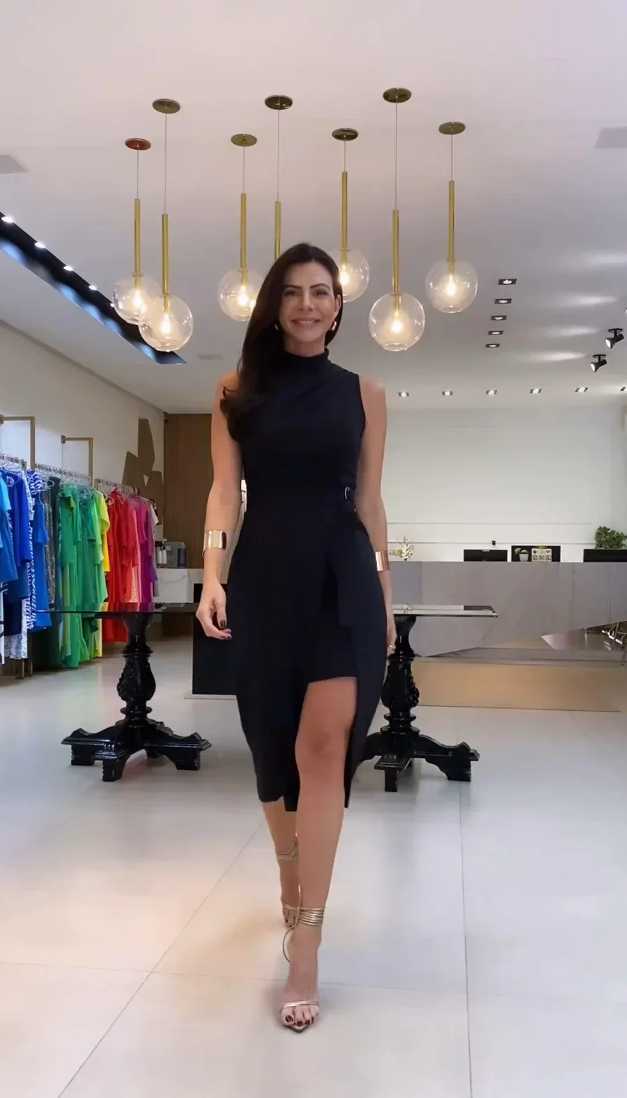 Anneloes™ | Luxe Asymmetrische Jurk – Verfijnde Elegantie & Flatterende Pasvorm - Image 3