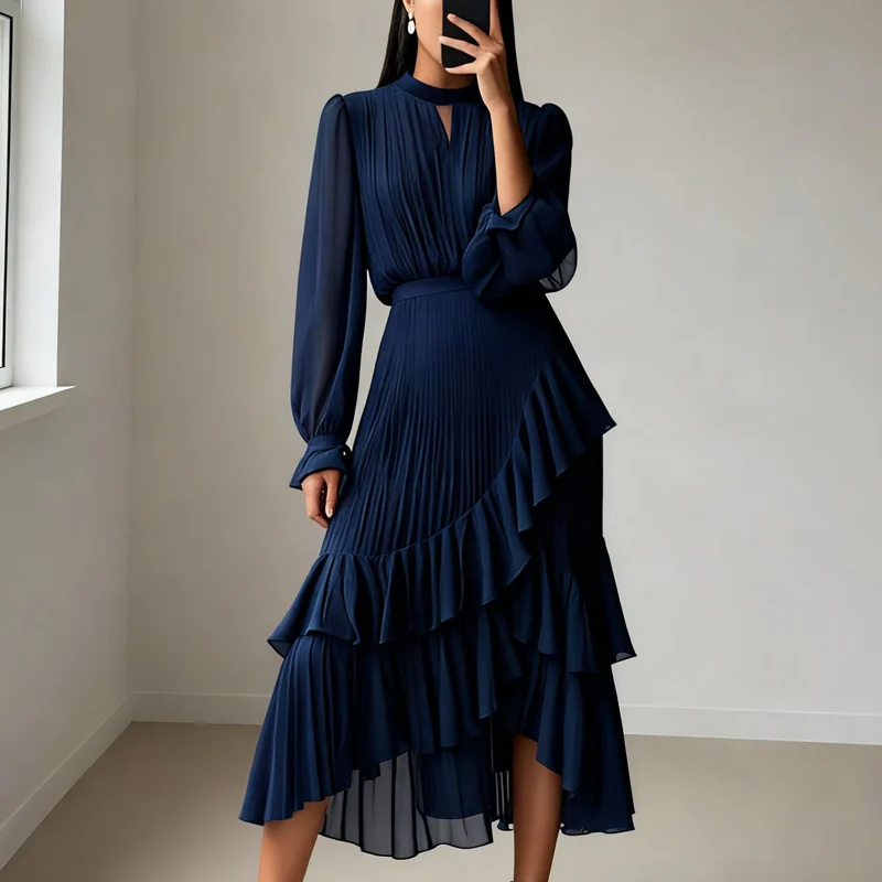 Berit™ | Luxe Plissé Midi Jurk – Elegante Beweging & Tijdloze Vrouwelijkheid - Image 2