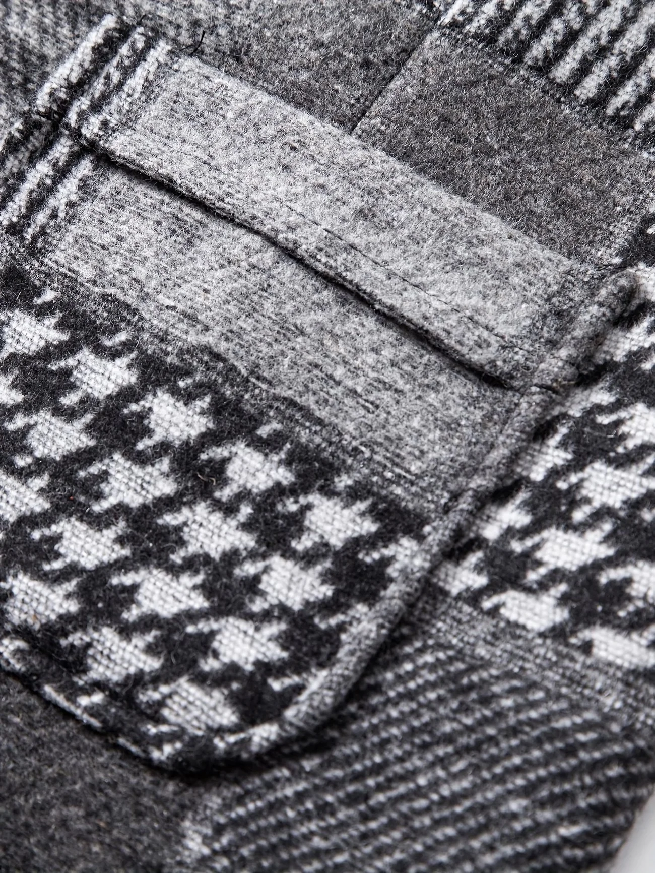 Gabriel™ | Heritage Patchwork Gilet – Klassieke elegantie die opvalt - Image 11