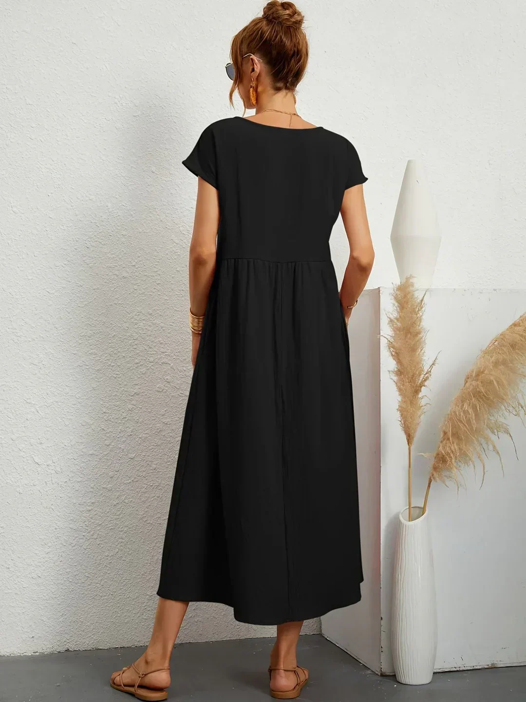 Gabrielle™ | Soepelvallende midijurk – Tijdloze elegantie & beperkte voorraad - Image 17