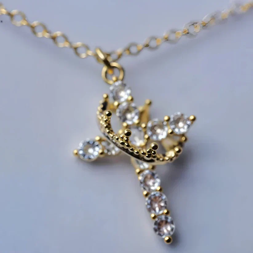 Bloom ™ | Kruis & Kroon Ketting - Image 10