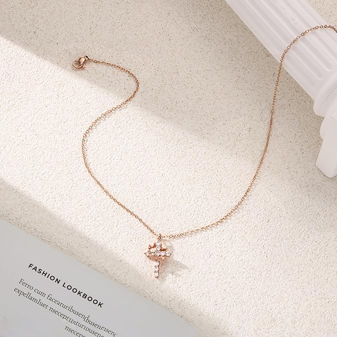 Bloom ™ | Kruis & Kroon Ketting - Image 12