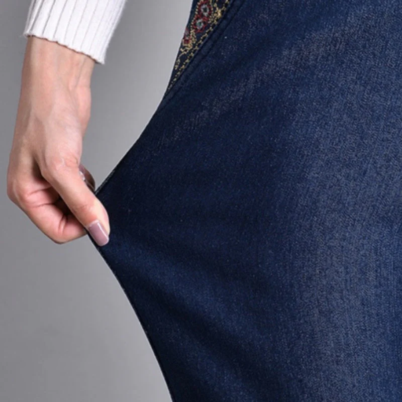 Luna® | Damesjeans met zijzakken en elastische taille - Image 3