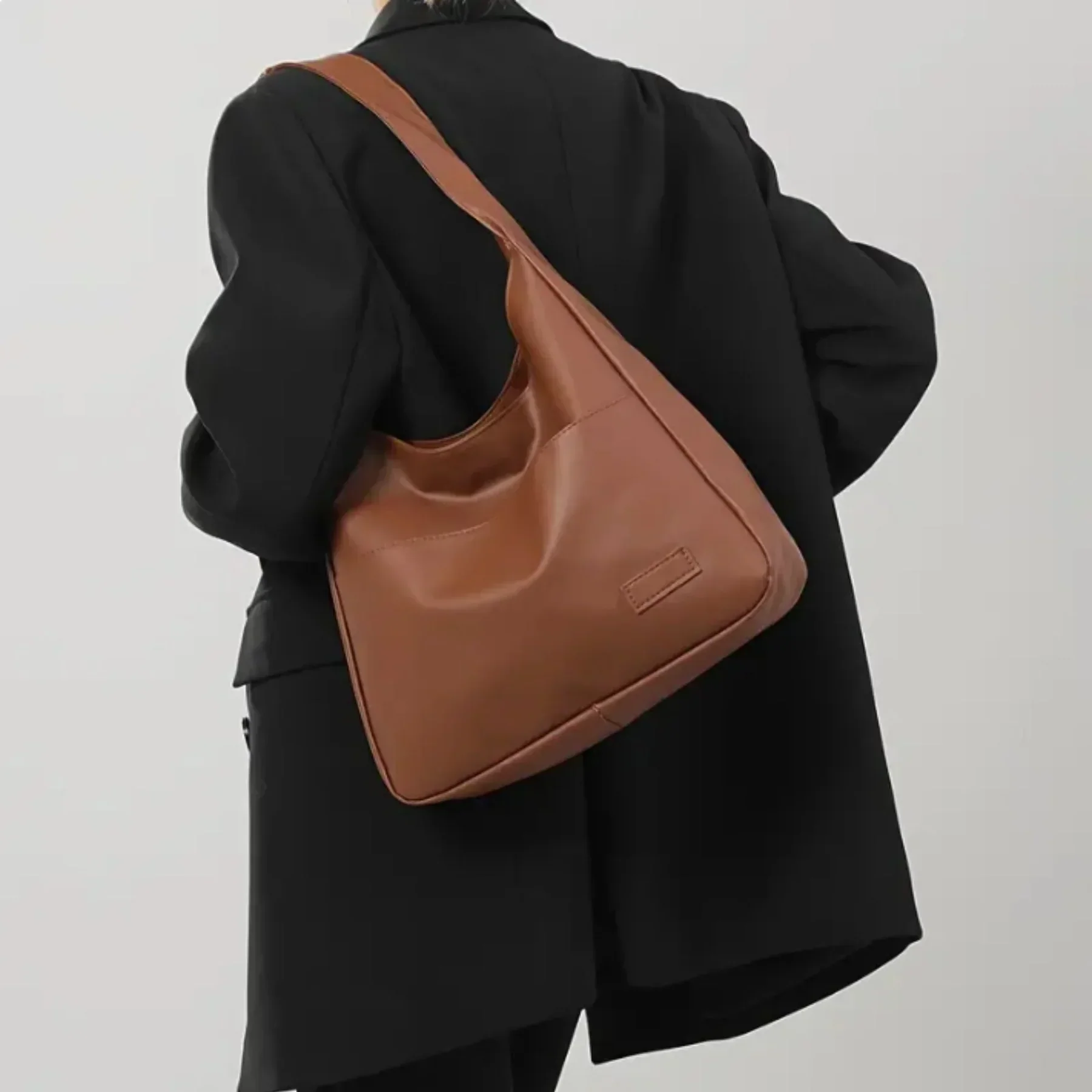 Bloom ™ |  schoudertas van imitatieleer - Image 3